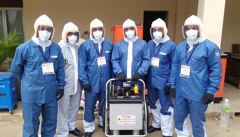 Tim Ahli Fumigasi yang profesional dan bersertifikat Tim Ahli Fumigasi yang profesional dan bersertifikat